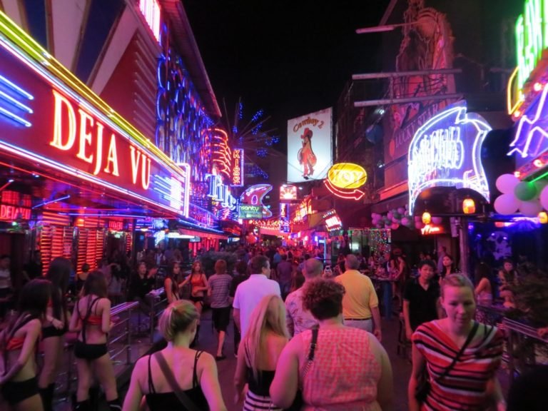 The 10 Best Nightlife Cities in the World to Party In