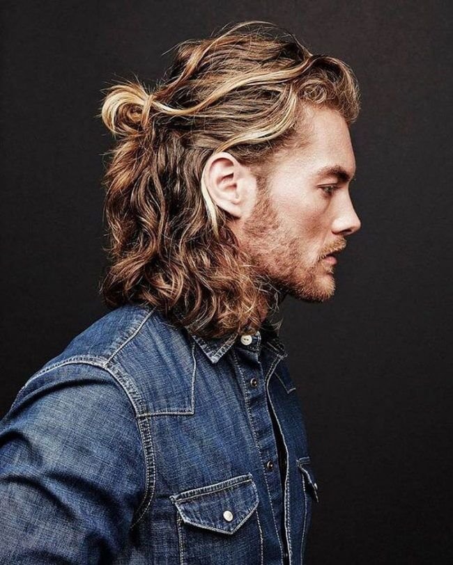 25 Best Ponytail Hairstyles For Men To Look Attractive