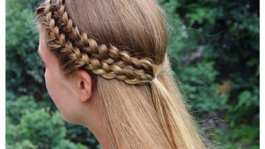 15 Ideas For A Cute Upside Down French Braid · Thrill Inside